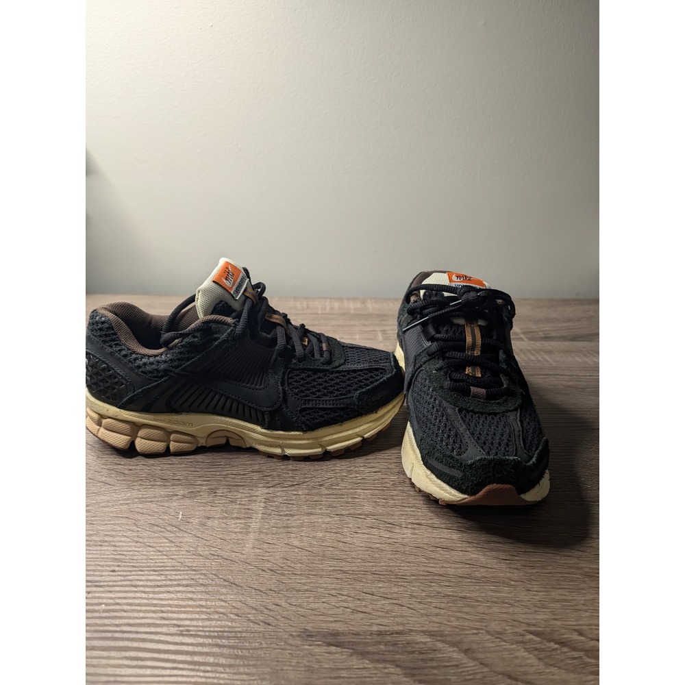 Nike Zoom Vomero 5 Black Sesame White FD0533-010 Women's Size 5.5 Shoes‎